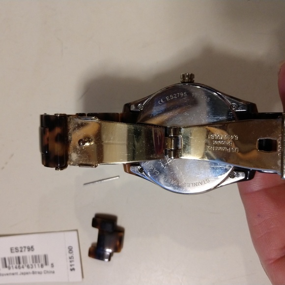 Women's tortoise Fossil watch - Picture 4 of 4